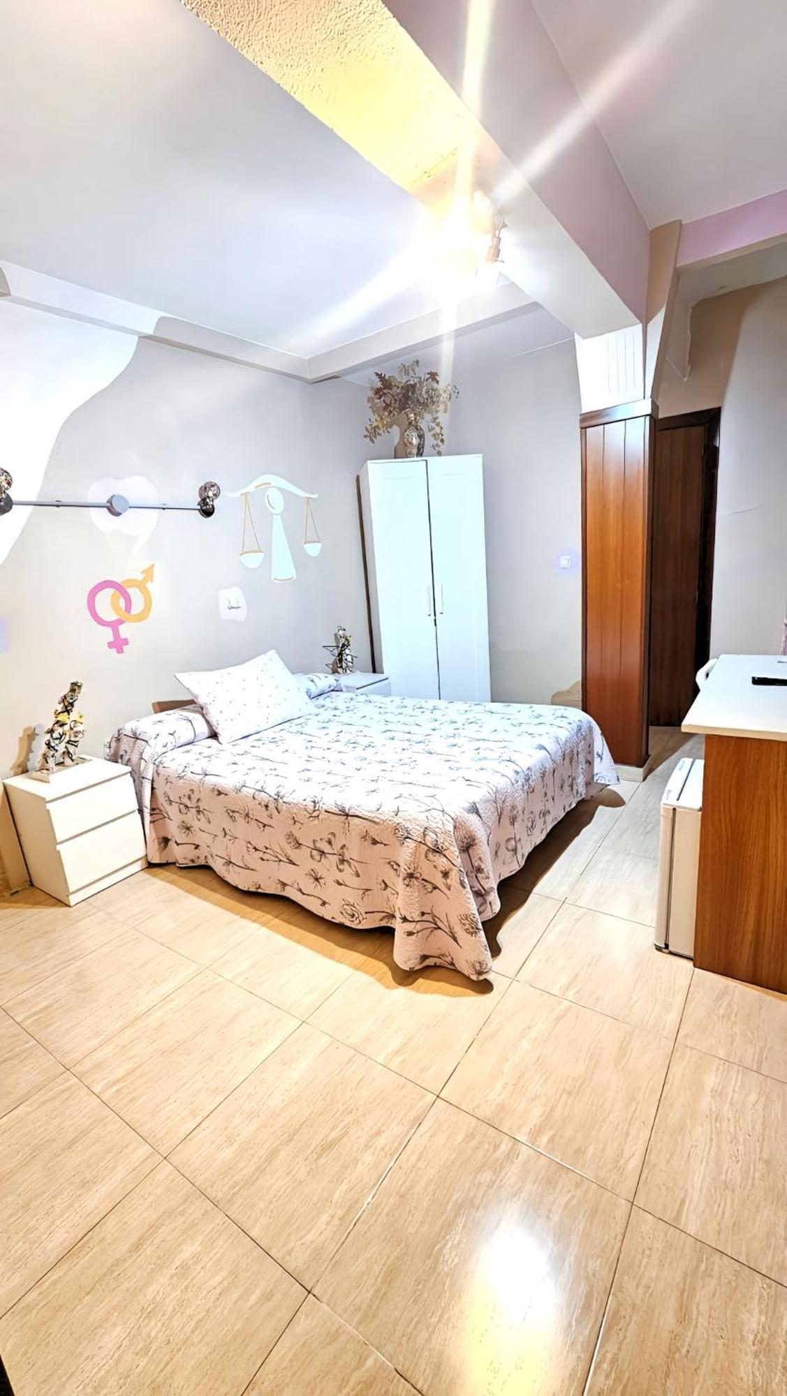 Hostal La Rosa Caces Dış mekan fotoğraf