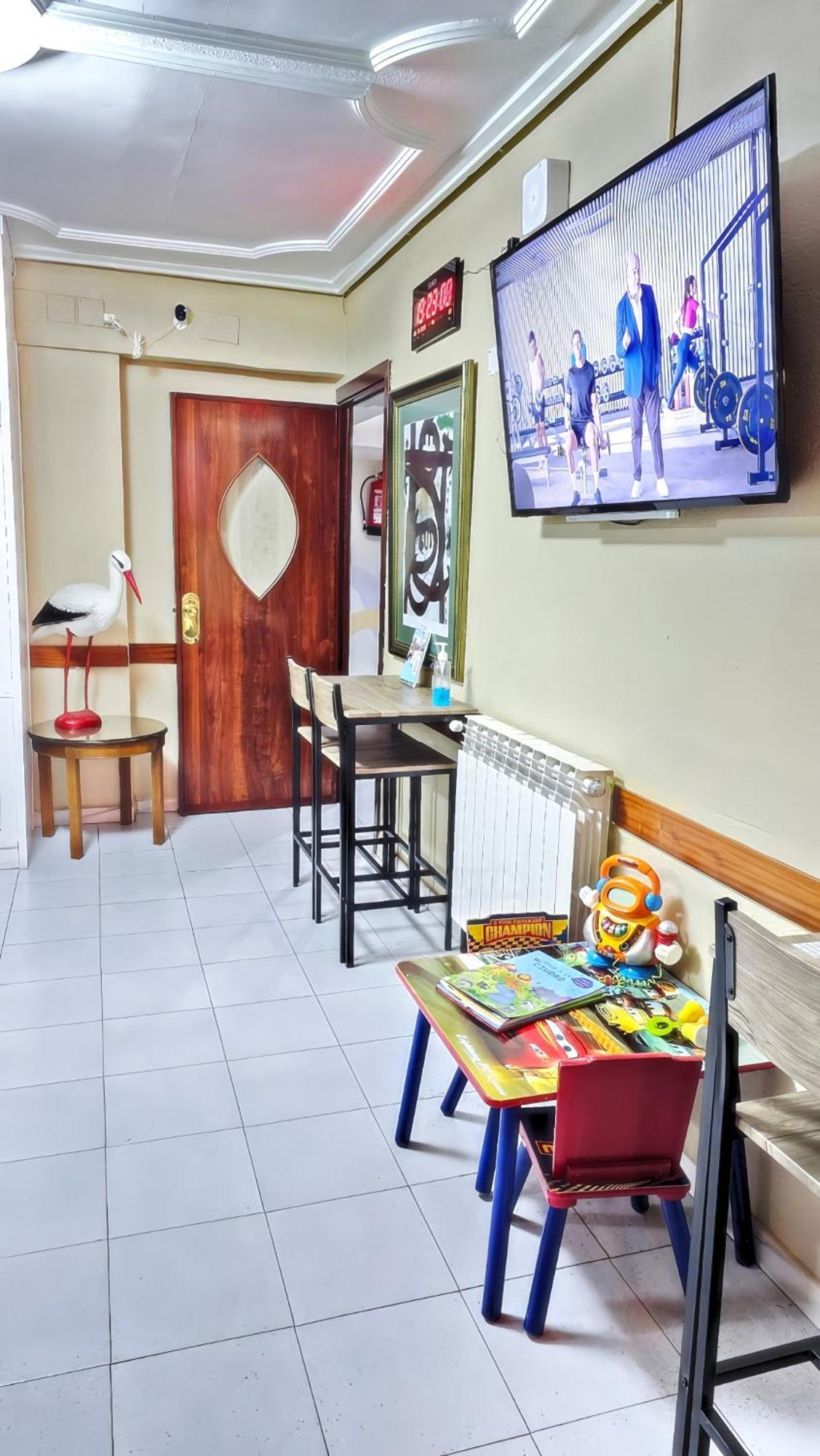 Hostal La Rosa Caces Dış mekan fotoğraf