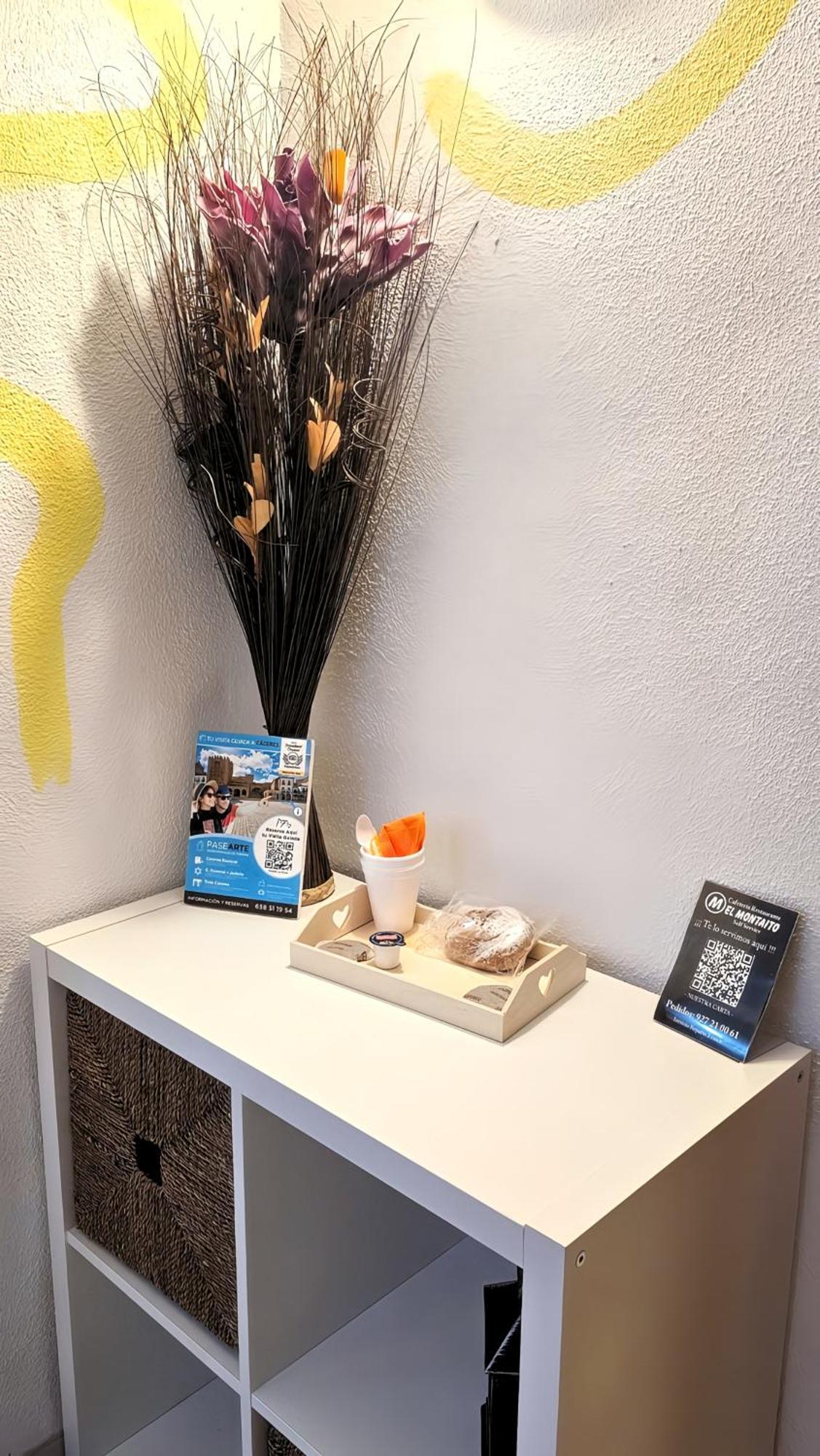 Hostal La Rosa Caces Dış mekan fotoğraf