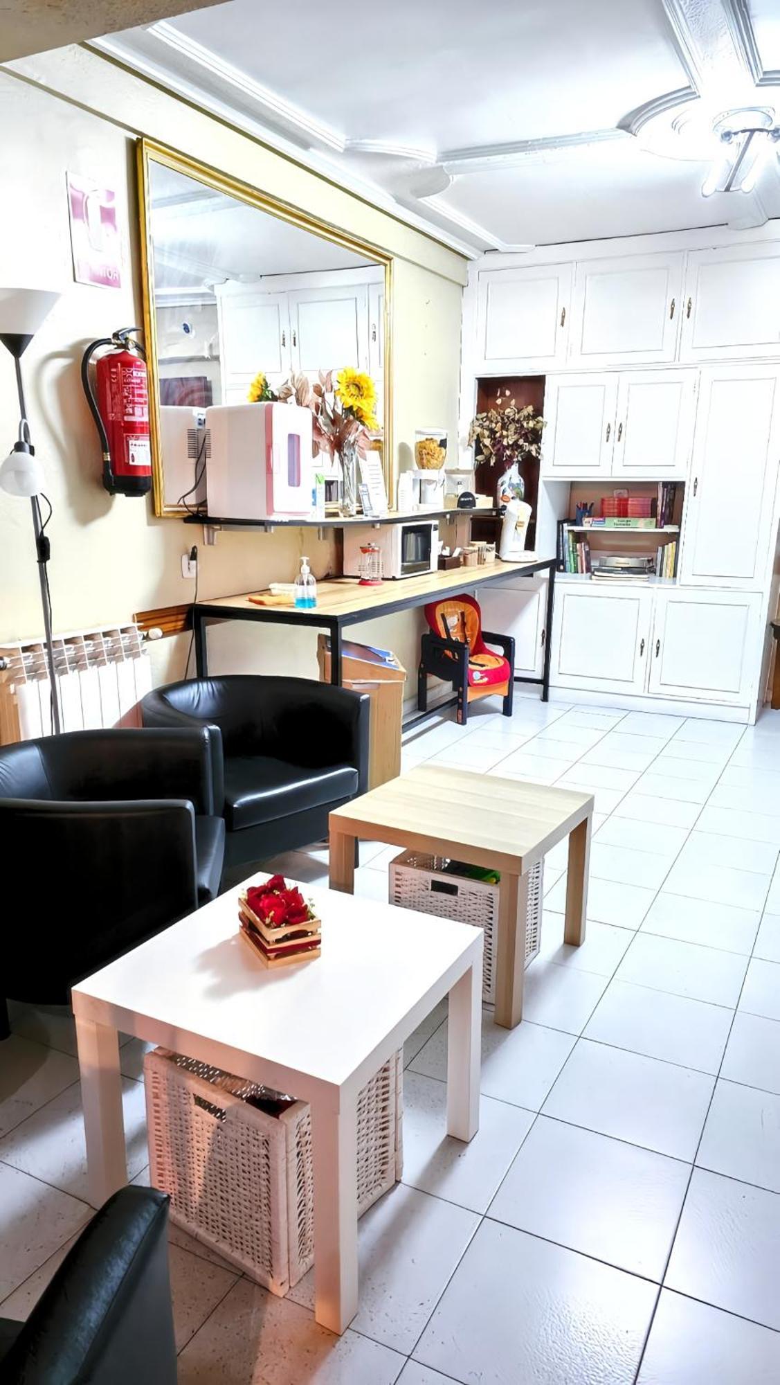 Hostal La Rosa Caces Dış mekan fotoğraf