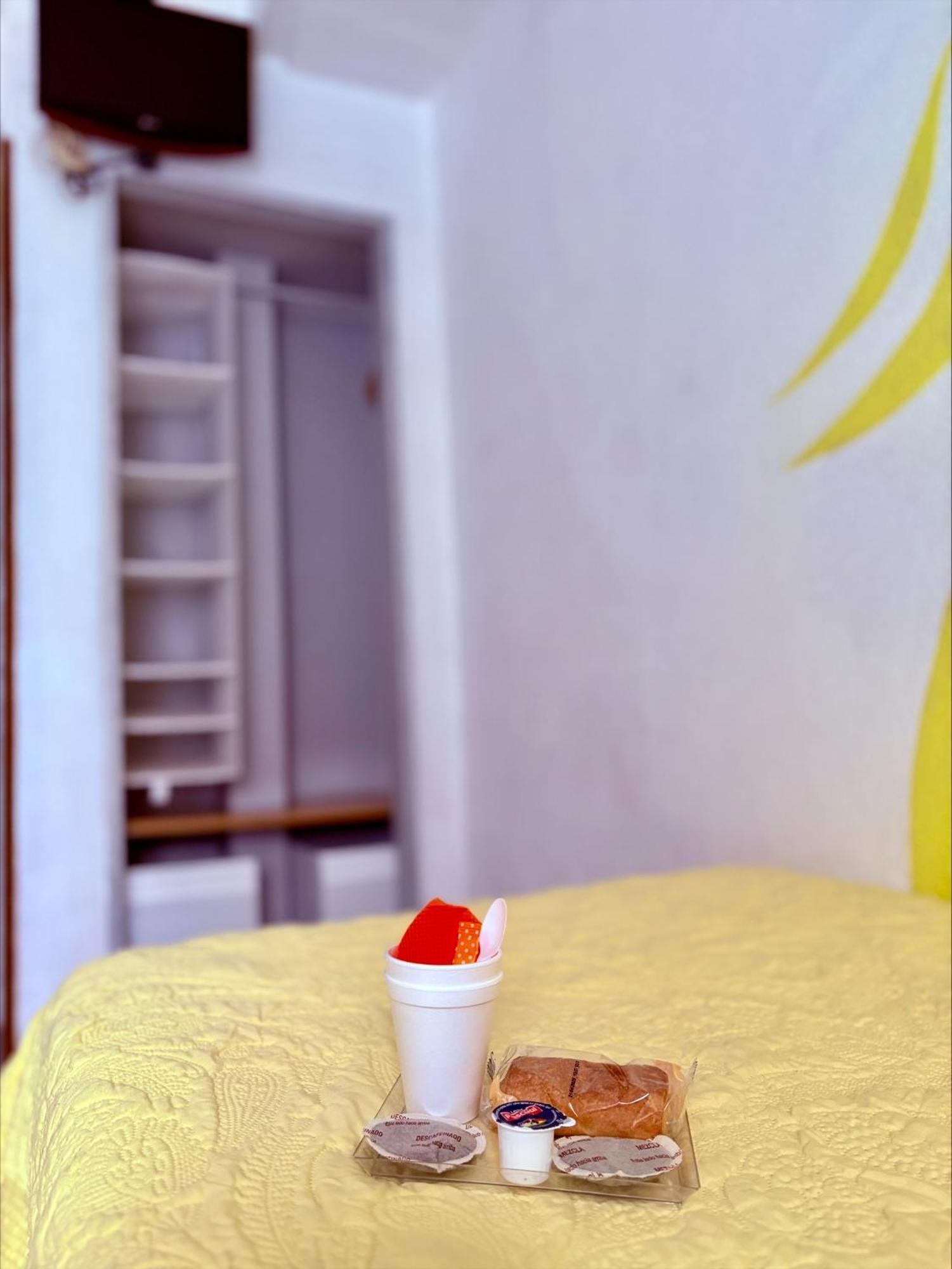 Hostal La Rosa Caces Dış mekan fotoğraf