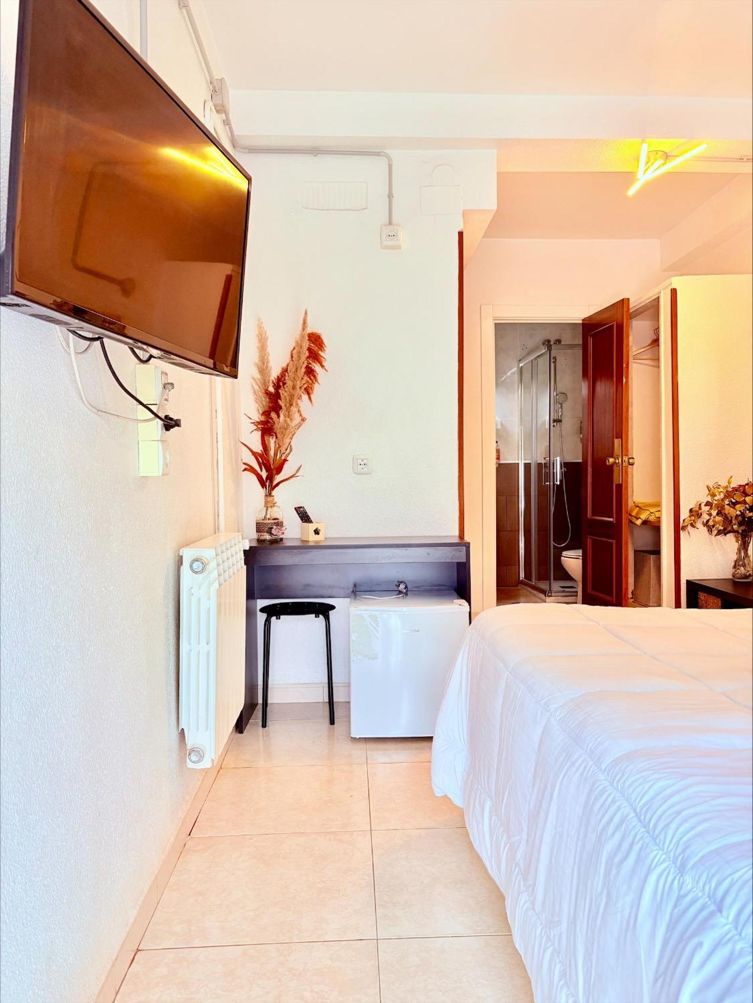 Hostal La Rosa Caces Dış mekan fotoğraf