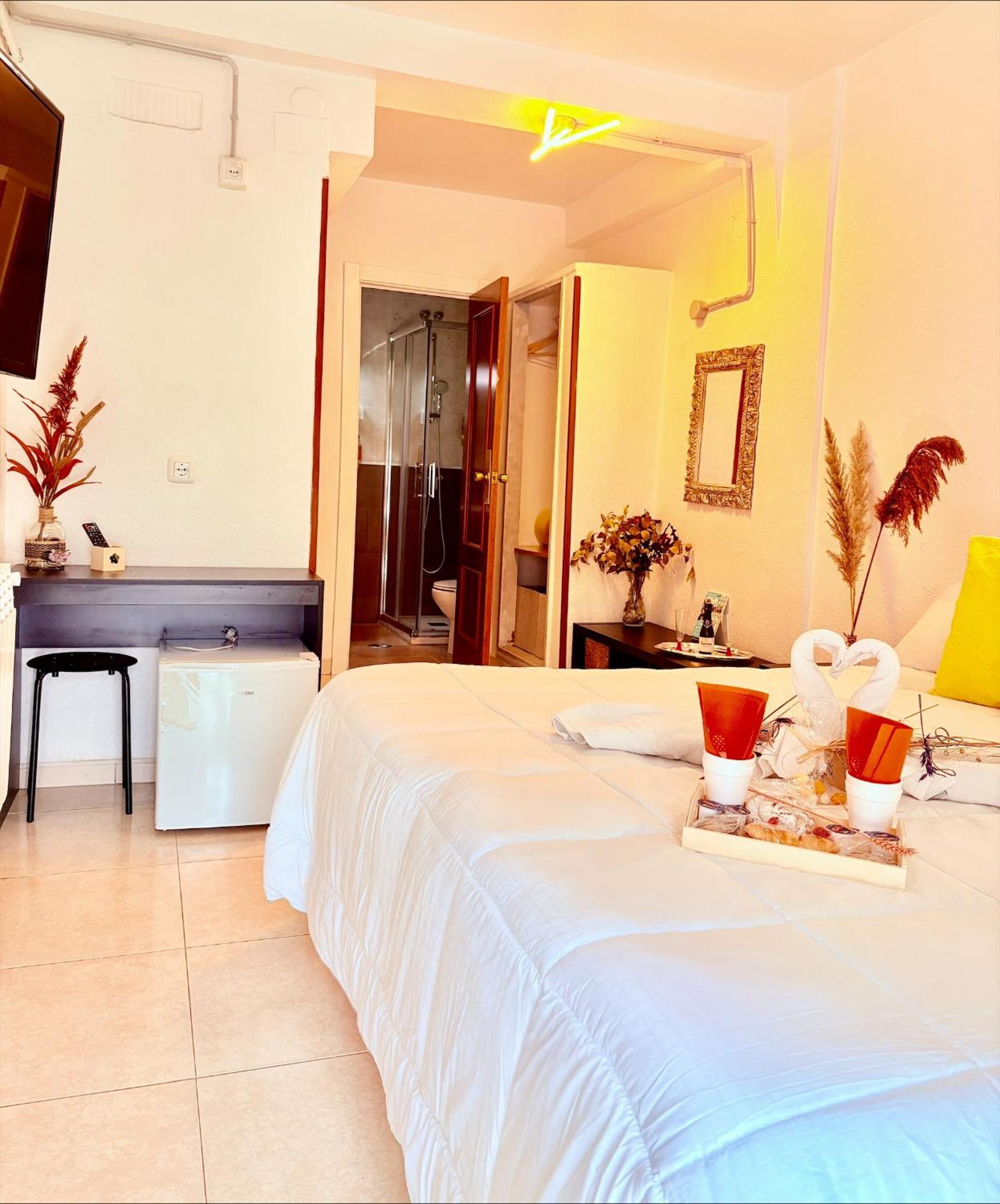 Hostal La Rosa Caces Dış mekan fotoğraf