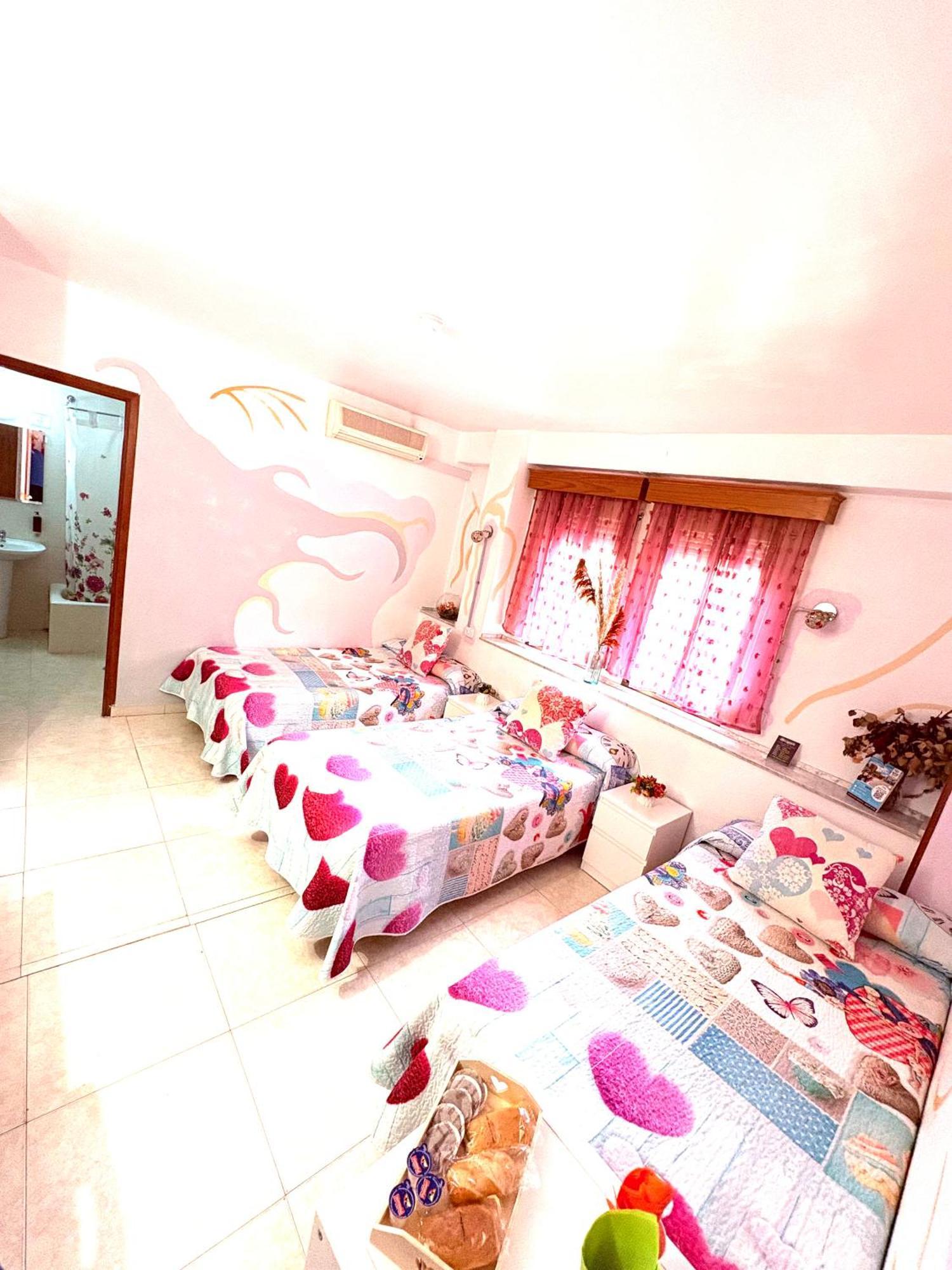 Hostal La Rosa Caces Dış mekan fotoğraf