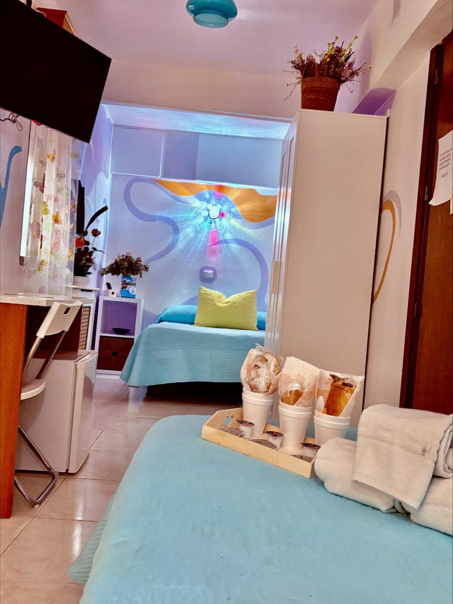 Hostal La Rosa Caces Dış mekan fotoğraf